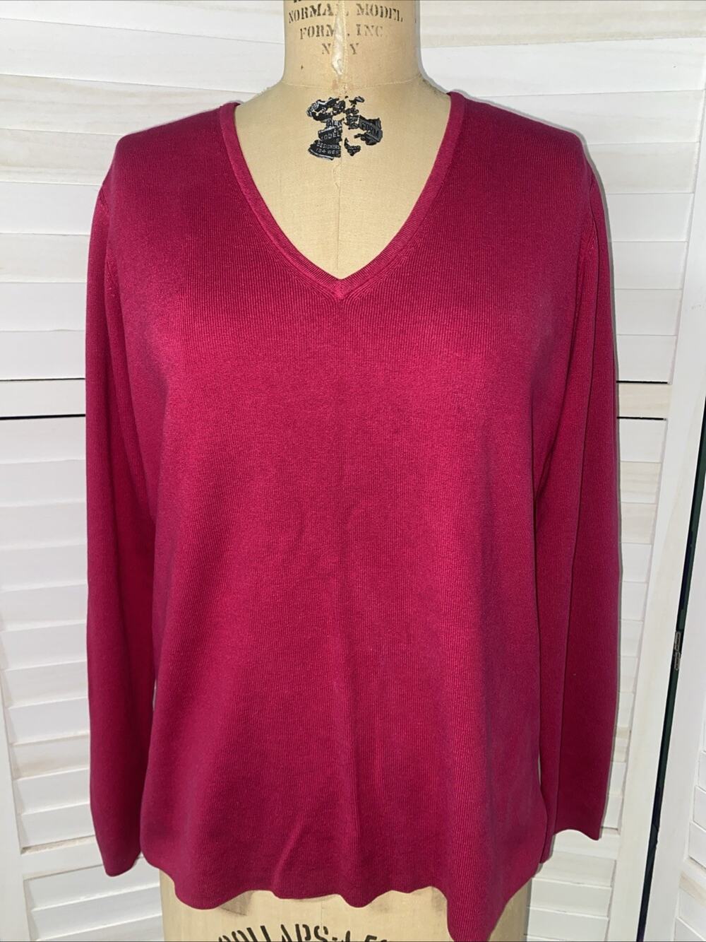 CHICOS Women’s Fuchsia Pink V Neck Long Sleeve Sweater Top Silk Blend Size 3